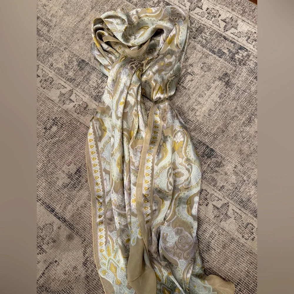 Unbranded silk Elegant Paisley Scarf 66”X20” made in Korea